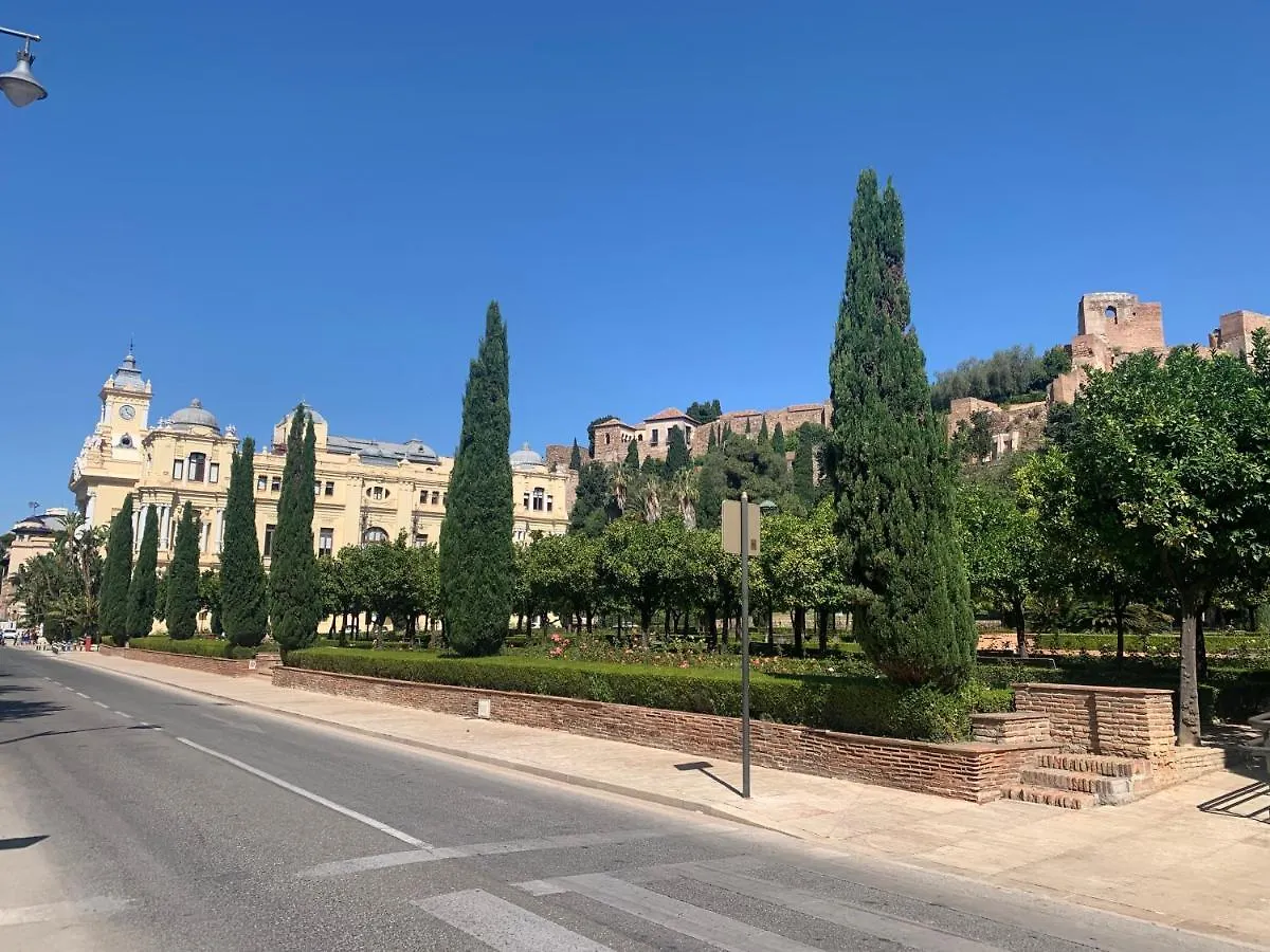 Homely Malaga Malagueta Junto Al Mar, Parking Privado Bajo Suplemento 0*,  Spain